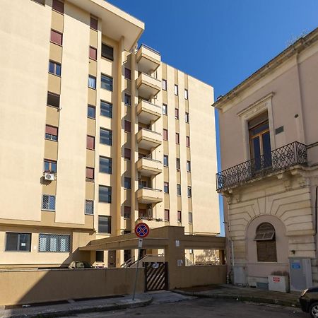 Licia & Tonino Apartments Near The Station Lecce Dış mekan fotoğraf