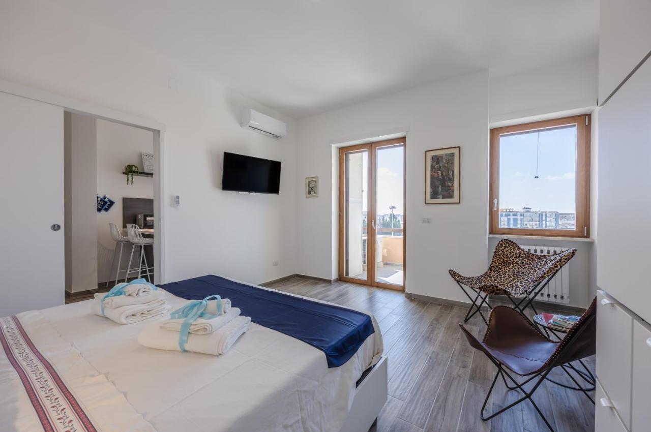Licia & Tonino Apartments Near The Station Lecce Dış mekan fotoğraf