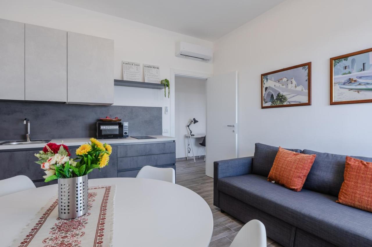 Licia & Tonino Apartments Near The Station Lecce Dış mekan fotoğraf